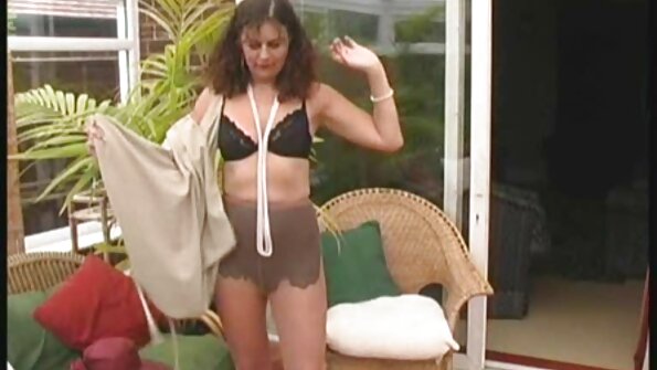 فتاة في حالة سكر جاءت سكس فقط للكبار إلى زوجها السابق وأكدت له من الجنس الشرجي العميق
